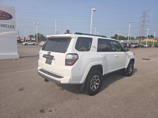 2024 Toyota 4Runner TRD Off Road