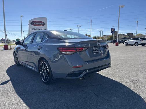 2025 Nissan Sentra SR