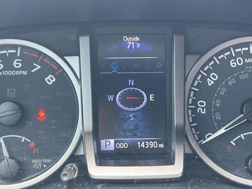 Photo 2 of 38 of 2021 Toyota Tacoma Limited