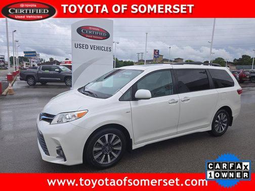 2020 Toyota Sienna XLE