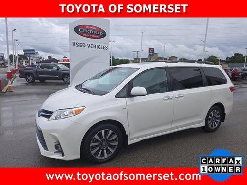 2020 Toyota Sienna XLE