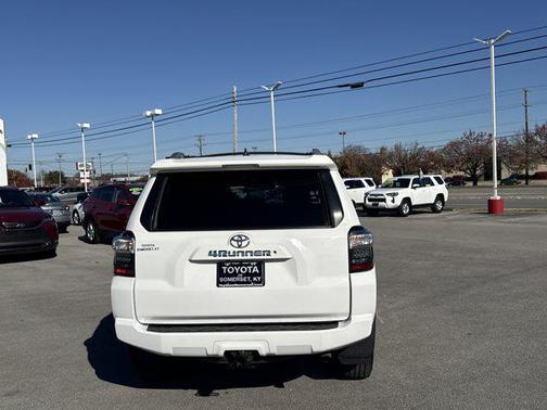 2017 Toyota 4Runner SR5 Premium