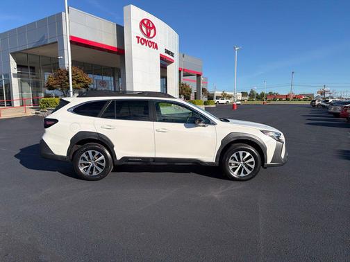 Crystal White Pearl 2024 Subaru Outback Premium