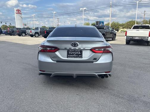Celestial Silver Metallic 2024 Toyota Camry SE