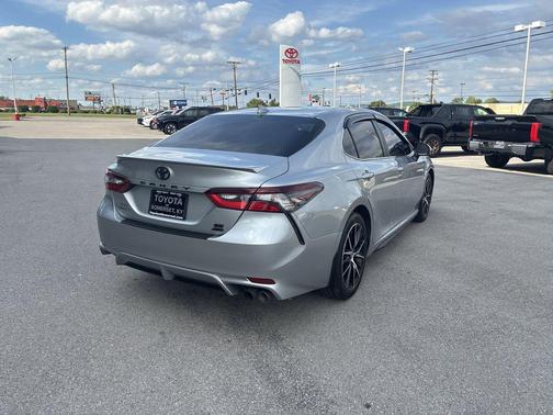 Celestial Silver Metallic 2024 Toyota Camry SE