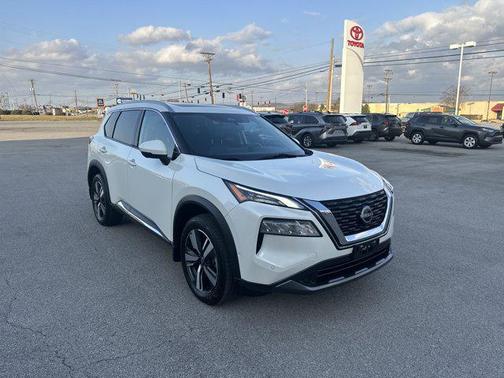 2023 Nissan Rogue SL