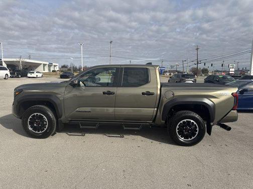 2025 Toyota Tacoma TRD Off Road