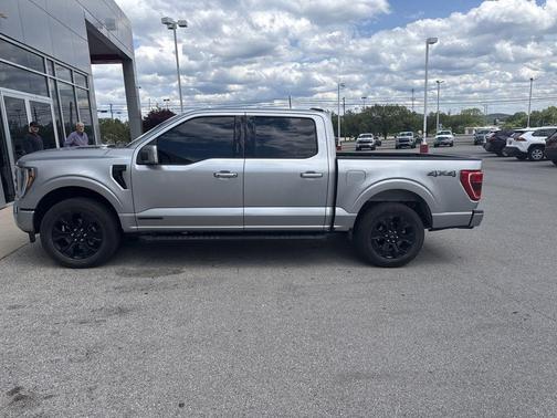 Iconic Silver Metallic 2023 Ford F-150 XLT