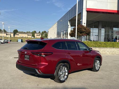2021 Toyota Highlander Limited