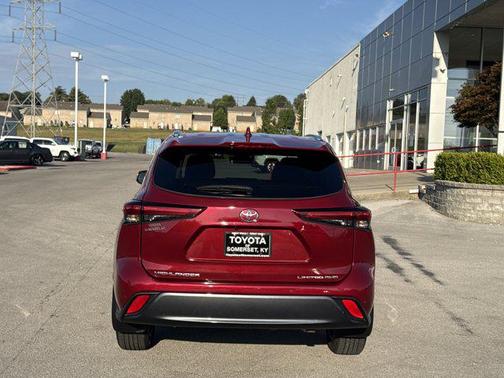 2021 Toyota Highlander Limited