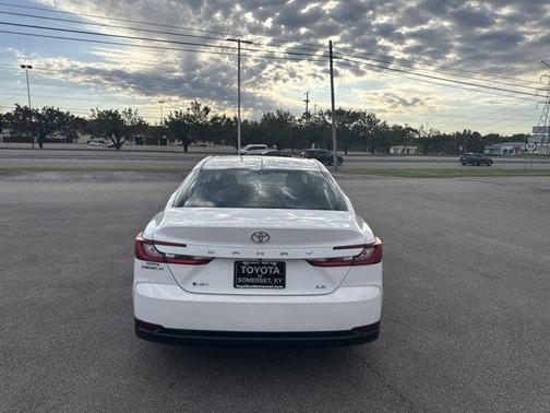 2025 Toyota Camry LE