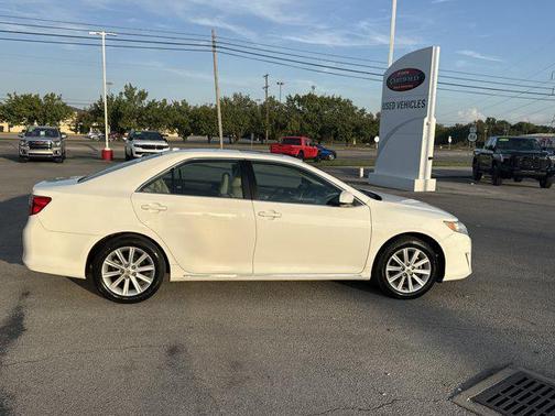 2014 Toyota Camry XLE