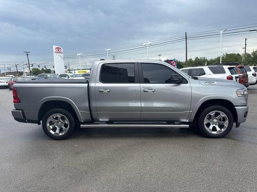 Billet Silver Metallic Clearcoat 2025 RAM 1500 Big Horn/Lone Star