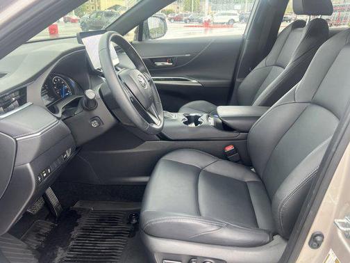 2023 Toyota Venza XLE