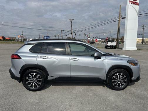 2024 Toyota Corolla Hybrid SE