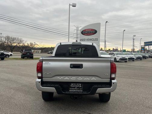 2022 Toyota Tacoma SR5