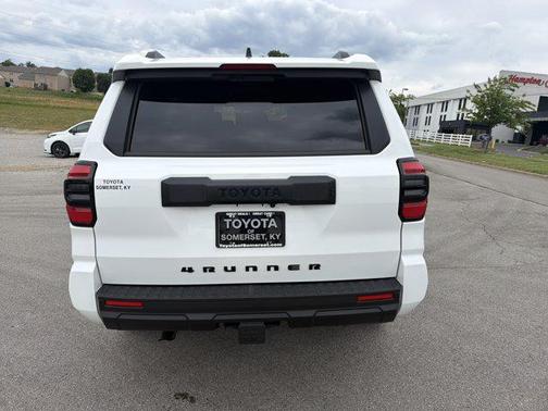 Ice Cap 2025 Toyota 4Runner SR5