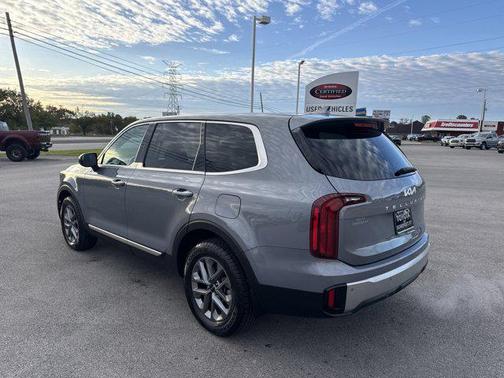 2023 Kia Telluride LX