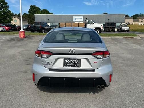 Silver 2024 Toyota Corolla SE