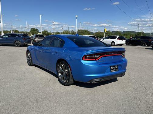 B5 Blue Pearlcoat 2016 Dodge Charger R/T