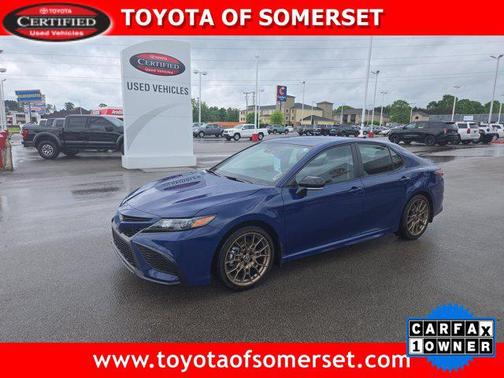 2024 Toyota Camry Hybrid SE