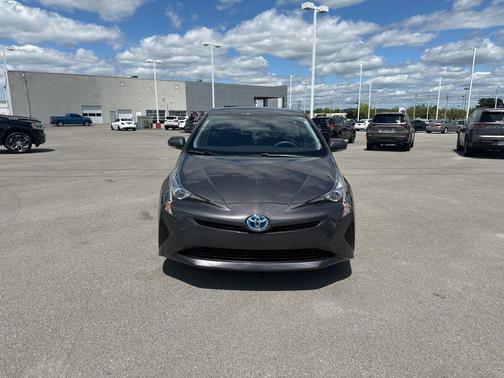 Magnetic Gray Metallic 2016 Toyota Prius Two