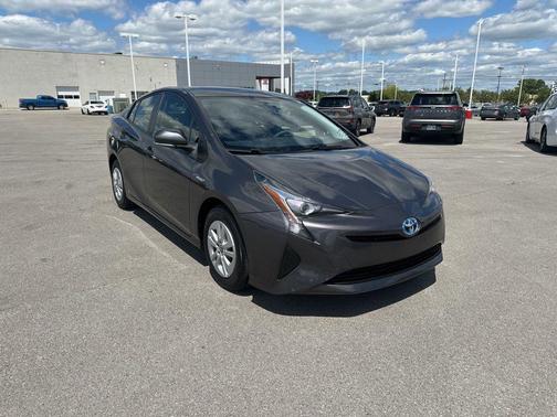 Magnetic Gray Metallic 2016 Toyota Prius Two