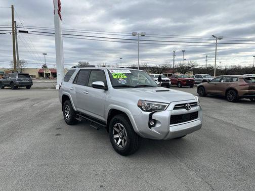 2024 Toyota 4Runner TRD Off Road