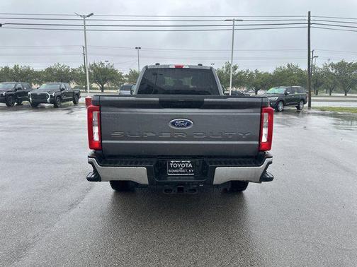 Carbonized Gray Metallic 2025 Ford F-250 XLT