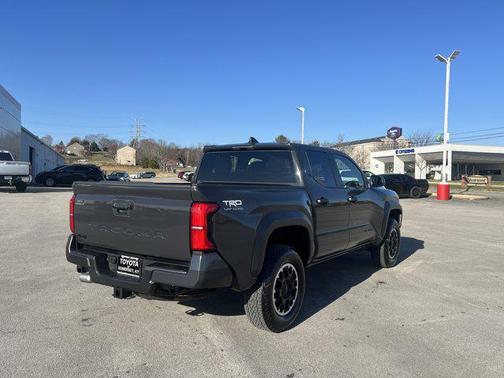 2024 Toyota Tacoma TRD Off Road