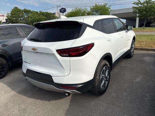 Summit White 2025 Chevrolet Blazer 2LT