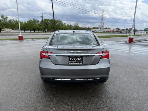 2013 Chrysler 200 Limited