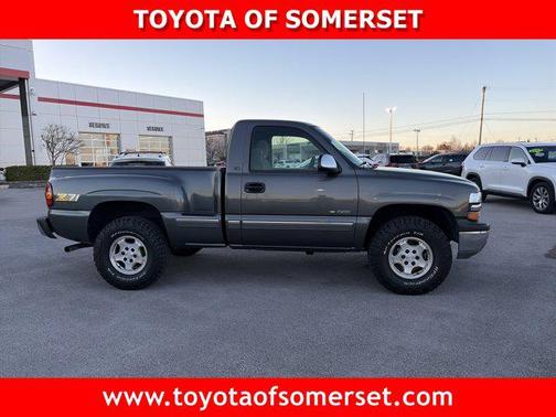 2000 Chevrolet Silverado 1500 LS