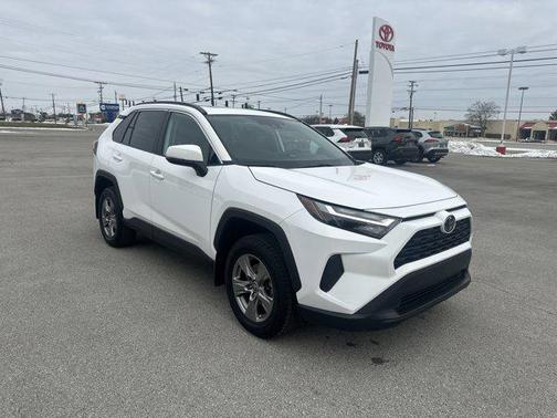 2023 Toyota RAV4 XLE