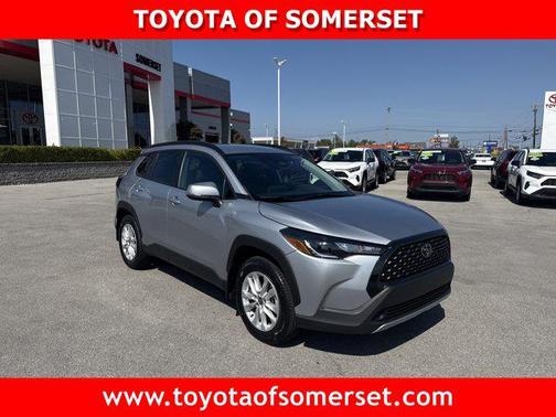 2024 Toyota Corolla Cross LE