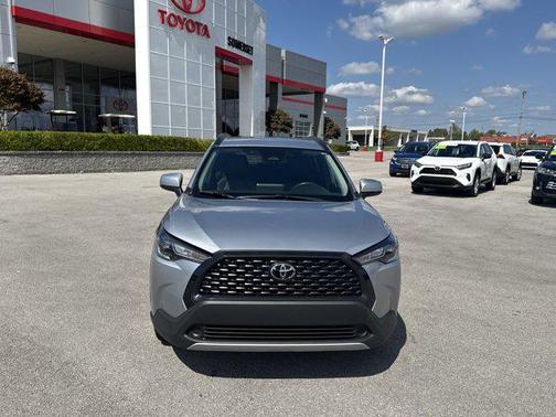 2024 Toyota Corolla Cross LE
