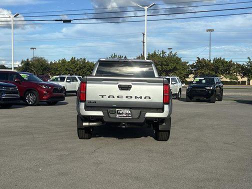 2025 Toyota Tacoma TRD Sport