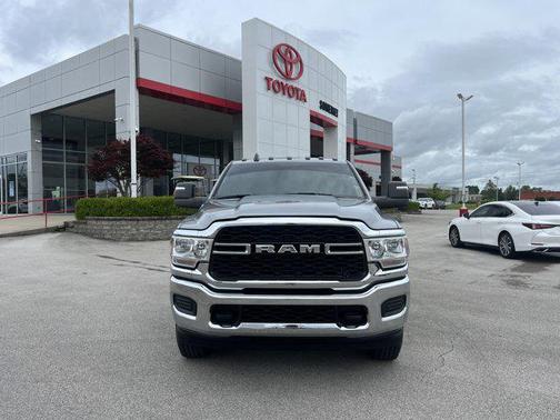 2024 RAM 2500 Tradesman Crew Cab 4x4 6'4' Box