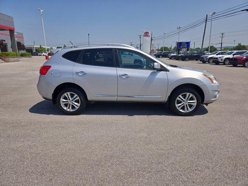 2013 Nissan Rogue SV