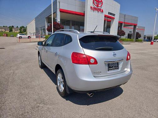 2013 Nissan Rogue SV