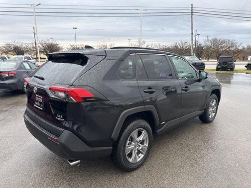 2024 Toyota RAV4 Hybrid XLE
