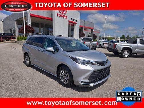 2024 Toyota Sienna XLE 8 Passenger
