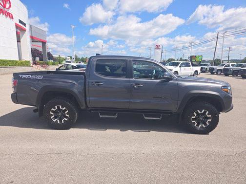 2022 Toyota Tacoma TRD Off Road