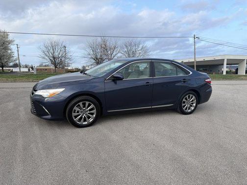 2017 Toyota Camry XLE