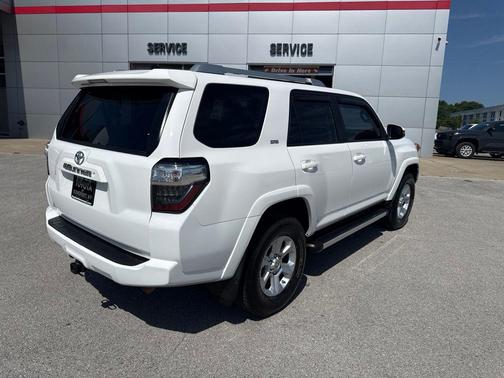 Super White 2017 Toyota 4Runner SR5 Premium