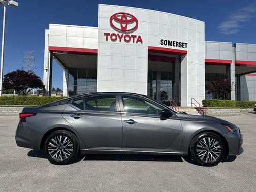 Gun Metallic 2025 Nissan Altima SV FWD