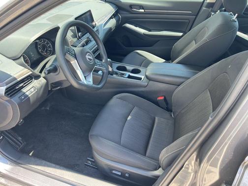 Gun Metallic 2025 Nissan Altima 2.5 SV