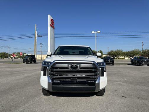 Wind Chill Pearl 2024 Toyota Tundra Limited