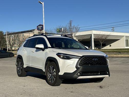 2023 Toyota Corolla Cross XLE