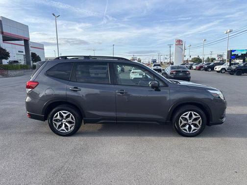 2024 Subaru Forester Premium